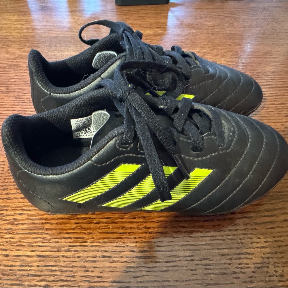 SOLD: Adidas Kids Cleats